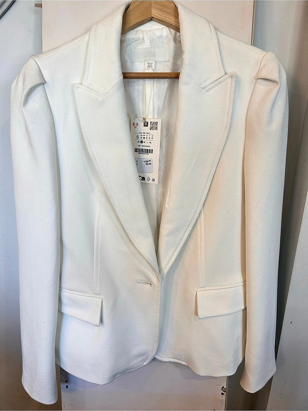 NWT Zara White Puffed Shoulder Blazer Crepe Jacket Gold Buttons - S